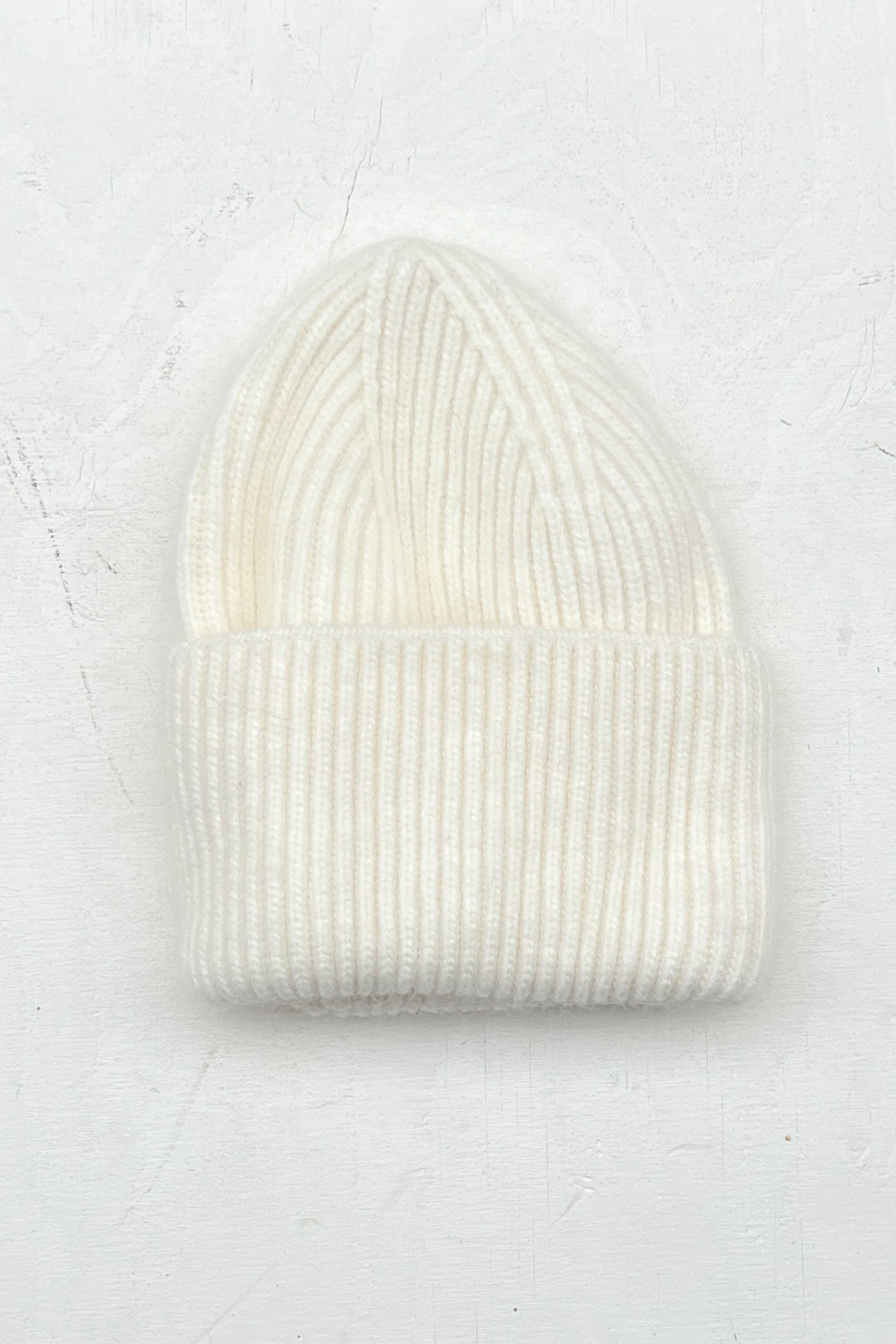 Heavy cloud kid mohair beanie