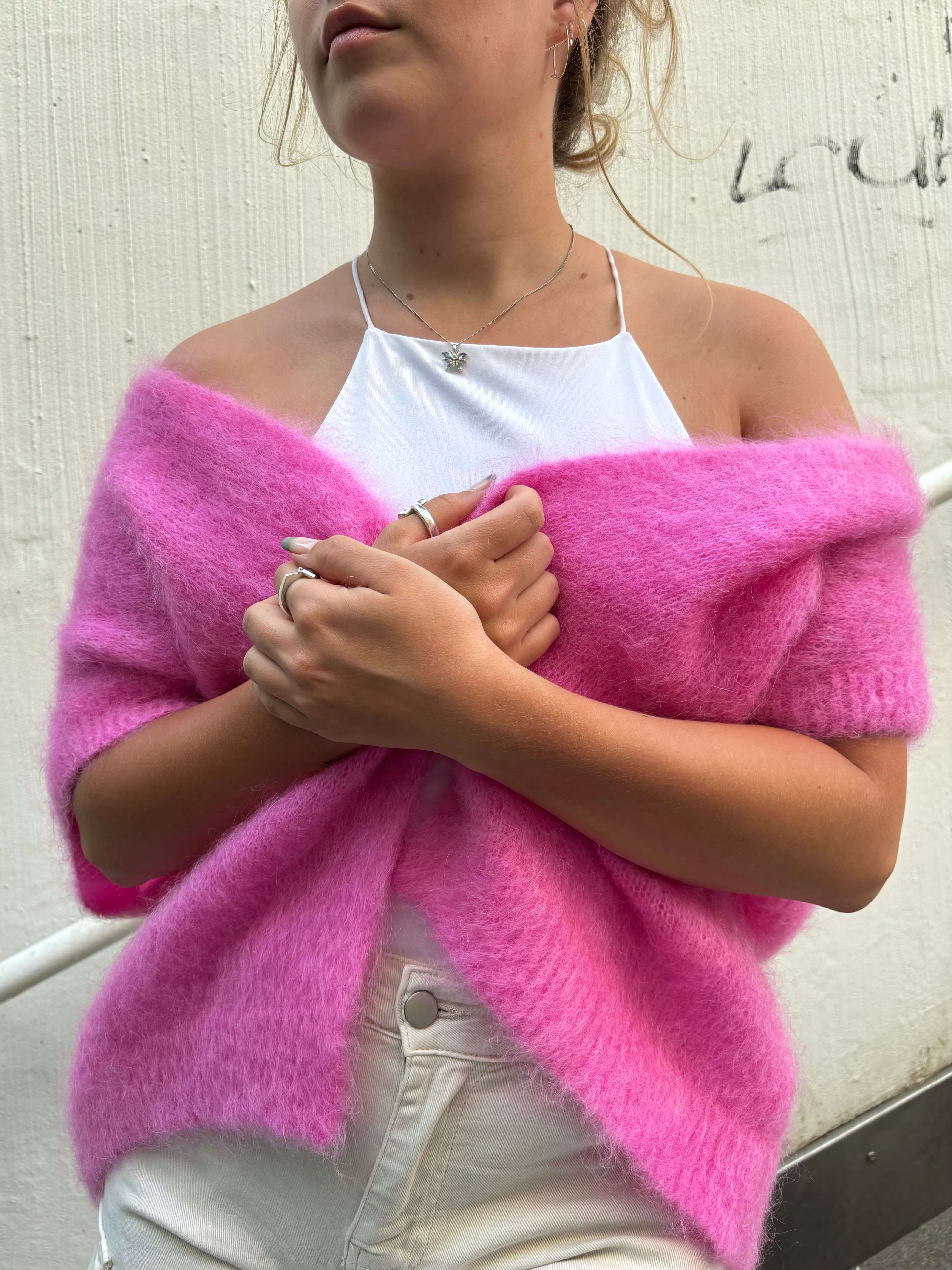 Smooth kid mohair cardigan sleeveless