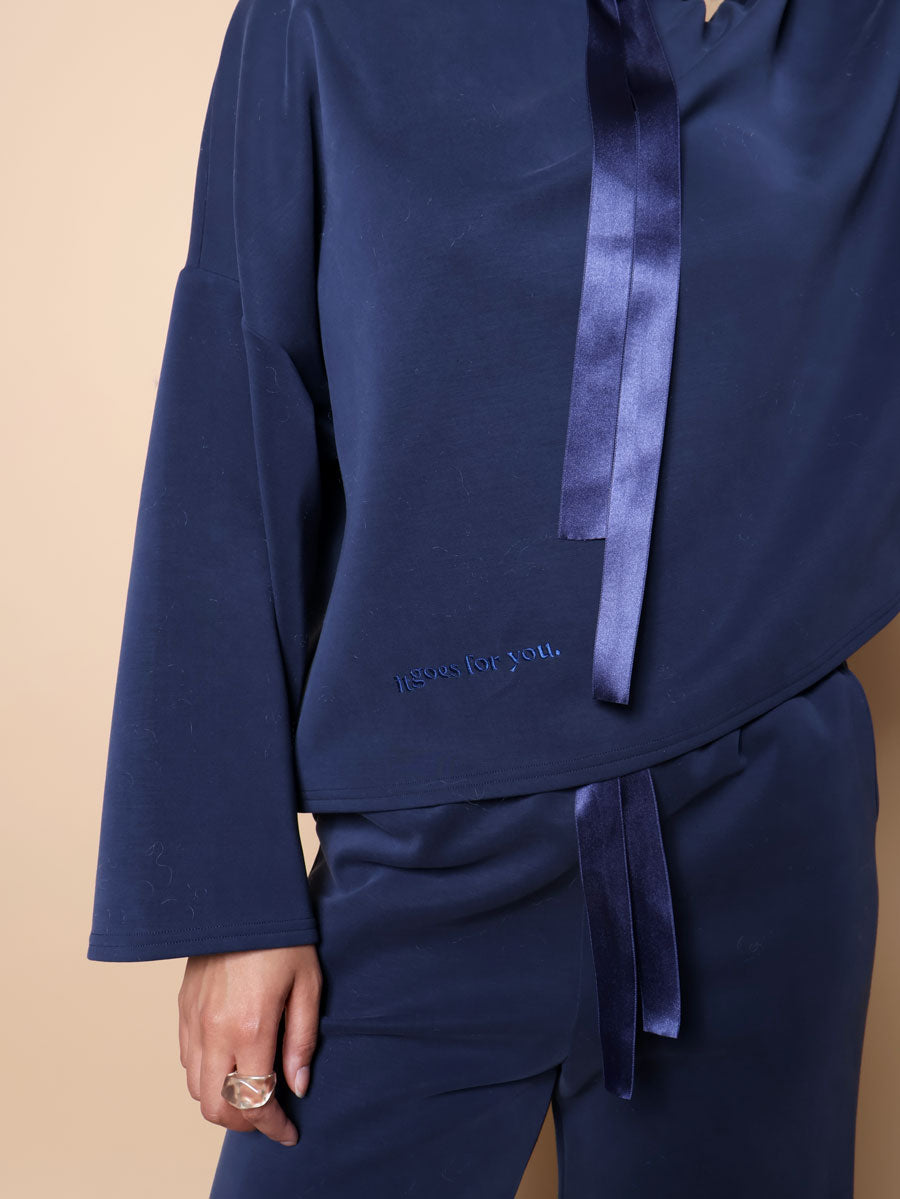 Soft elegance lounge pystykauluspaita