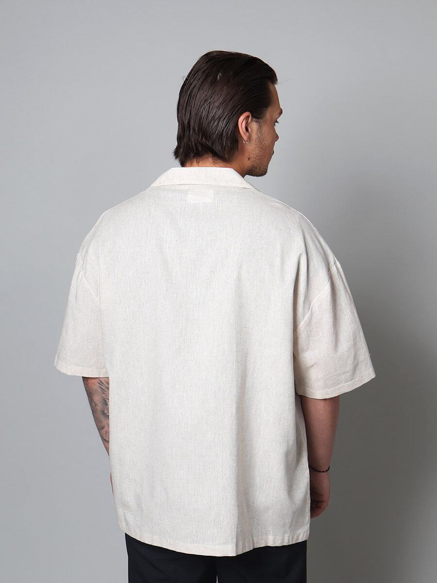 Relaxed fit short-sleeved collared shirt