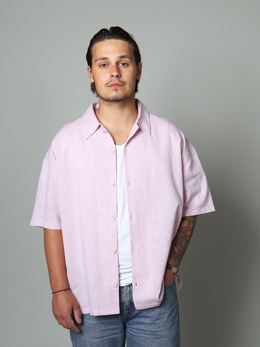 Relaxed fit short-sleeved collared shirt