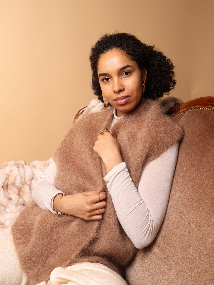 Smooth kid mohair cardigan sleeveless