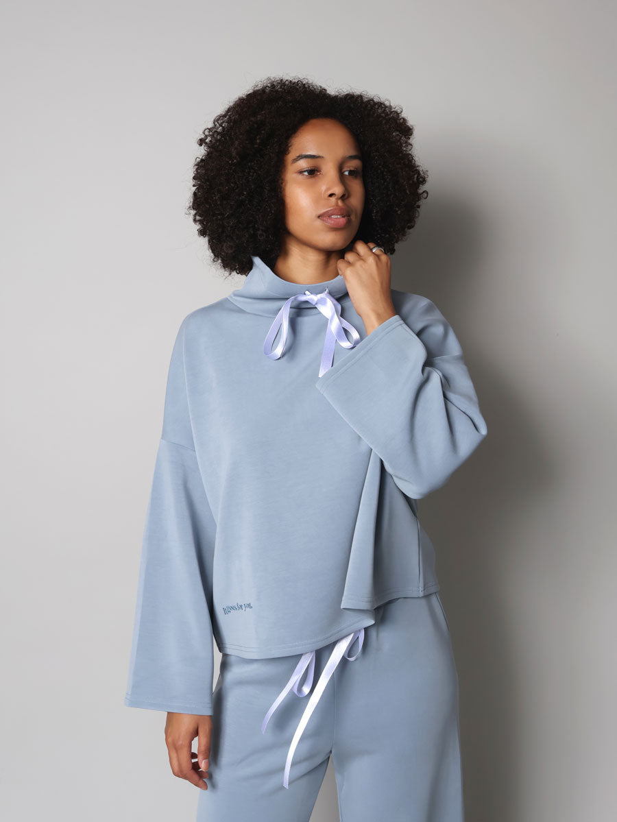 Soft elegance lounge pystykauluspaita