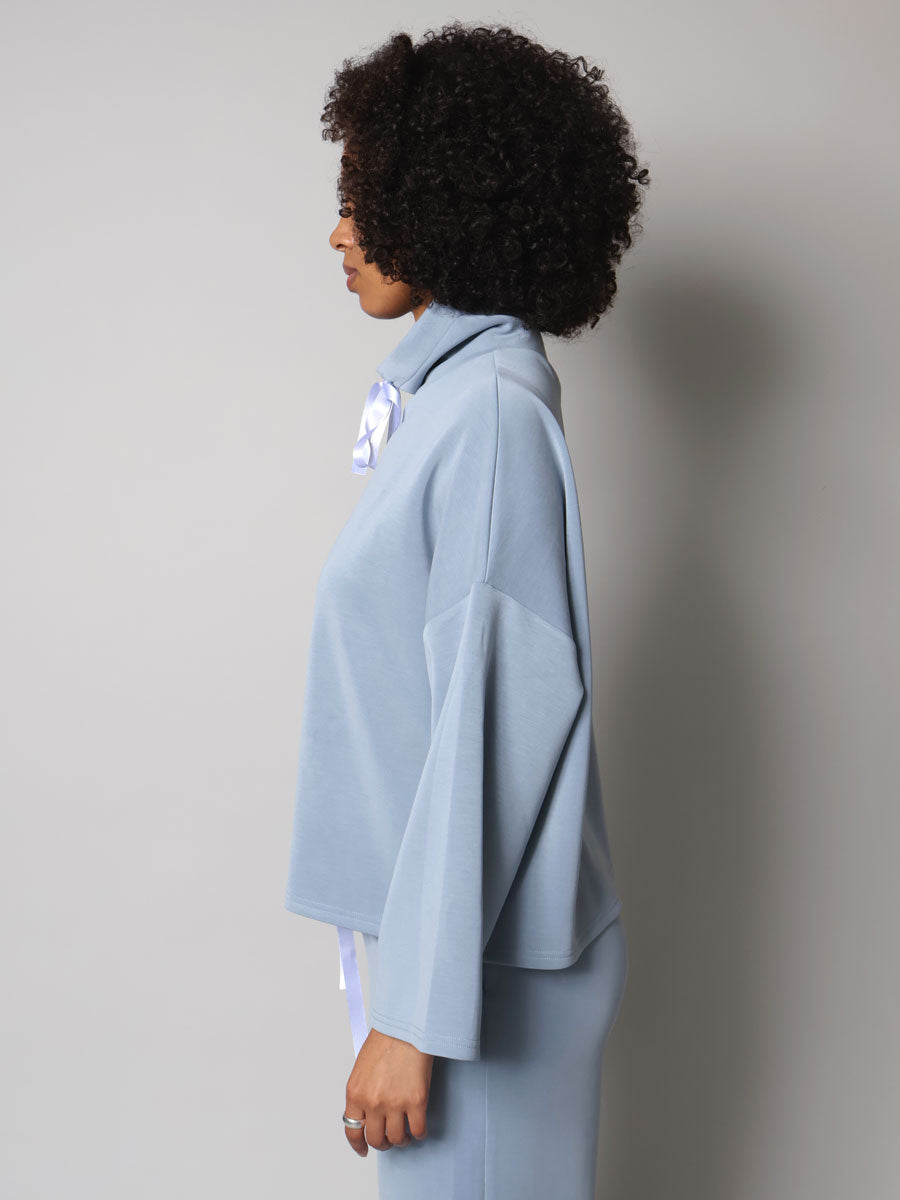 Soft elegance lounge pystykauluspaita