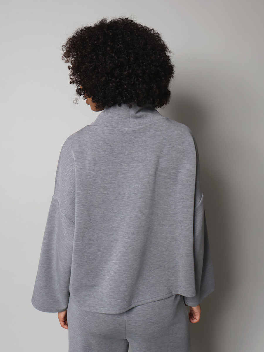 Soft elegance lounge pystykauluspaita