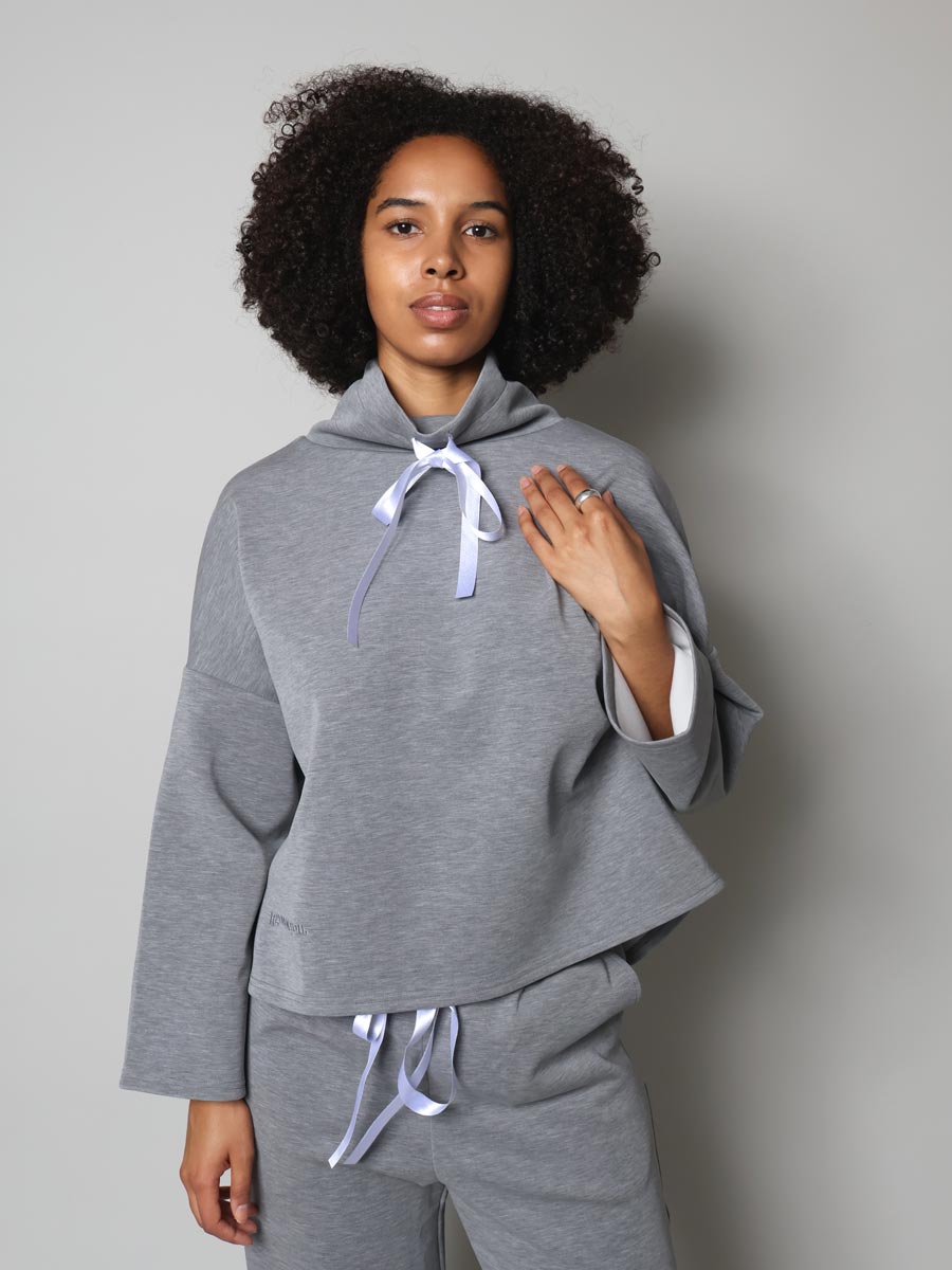 Soft elegance lounge pystykauluspaita