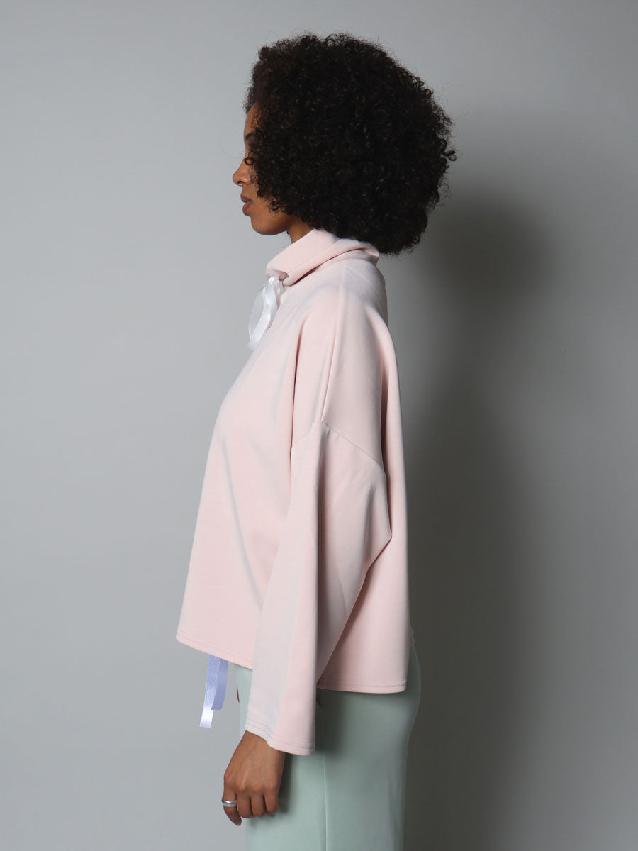 Soft elegance lounge pystykauluspaita