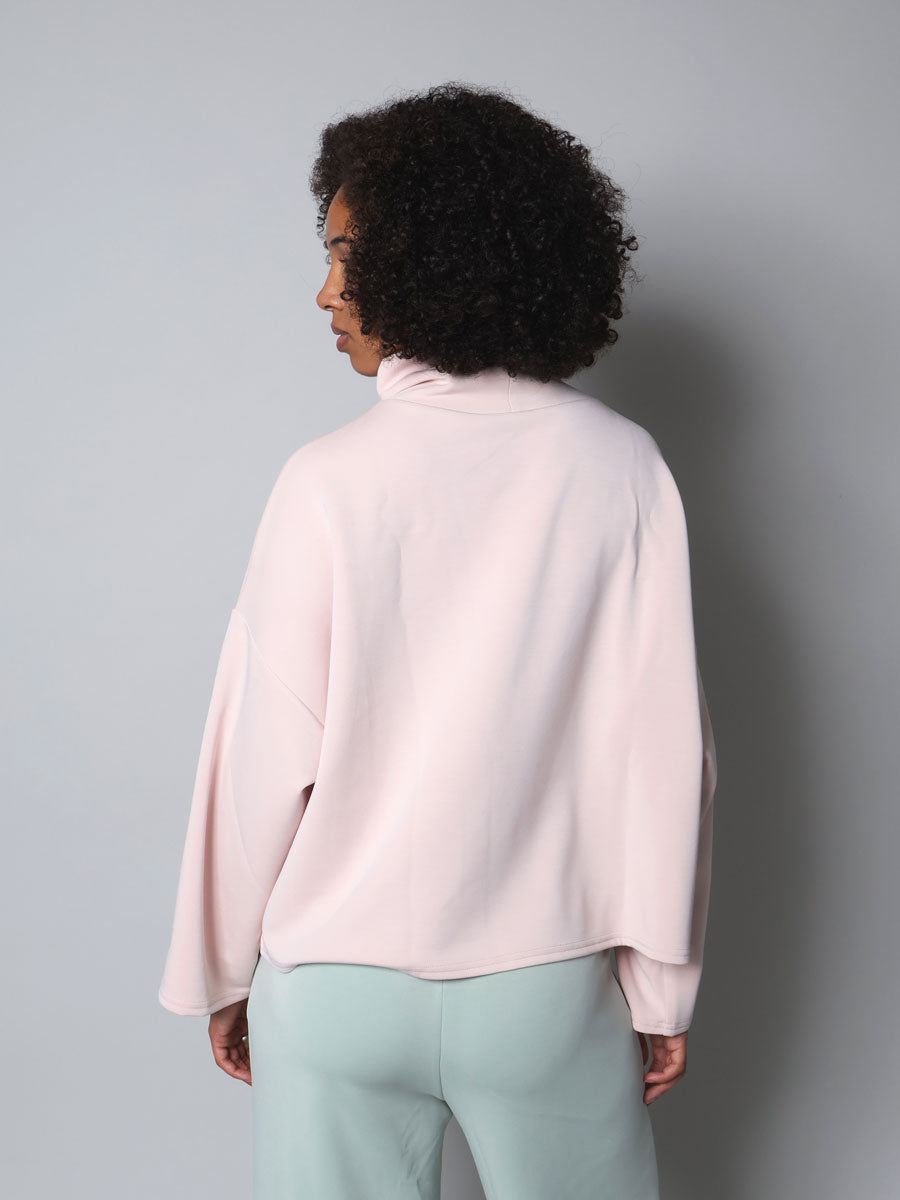 Soft elegance lounge pystykauluspaita