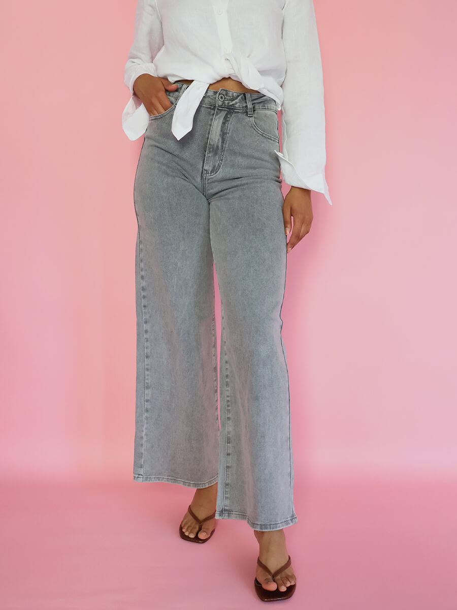 Wide leg jeans